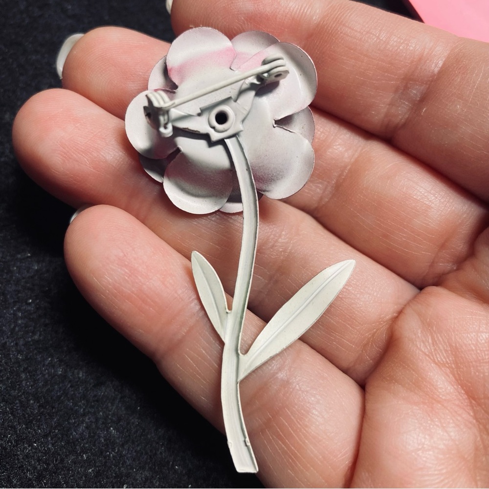 Vintage Enamel Pink Rose Metal Brooch - Picture 3 of 6
